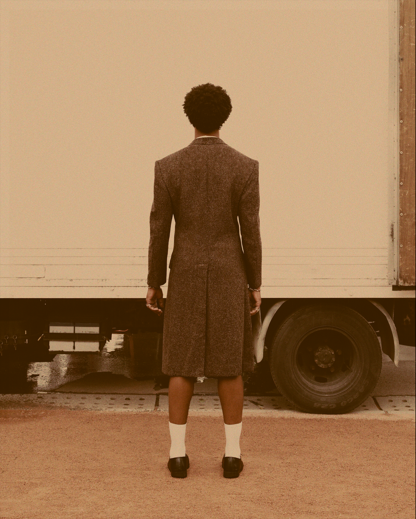 SHARP TAILORED COAT