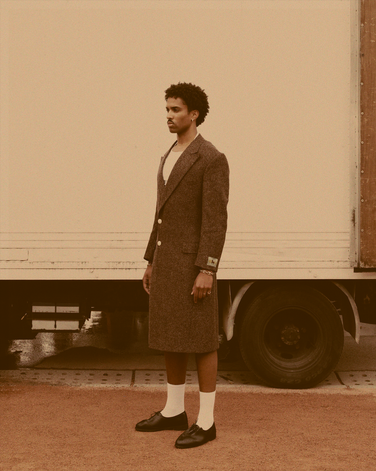SHARP TAILORED COAT